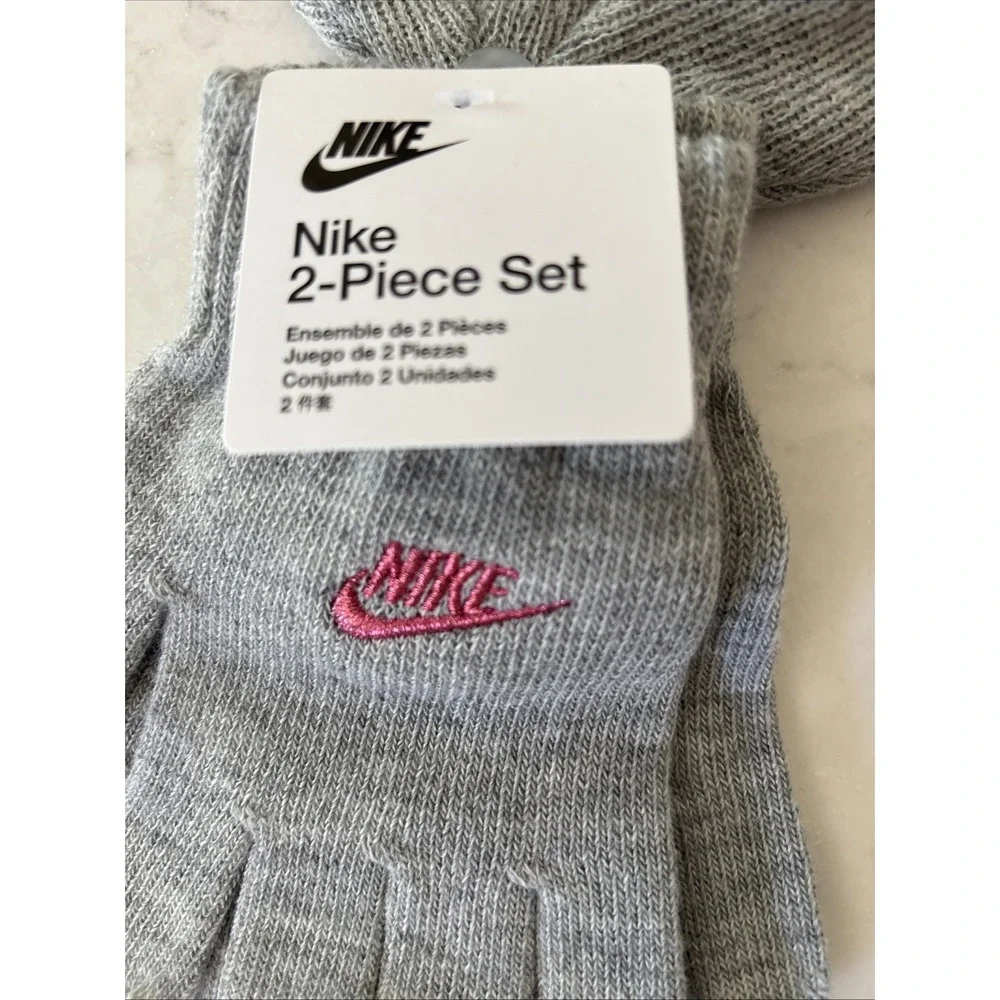NIKE Girls Youth 7/16 2 Piece Fold over Futura Beanie Hat Gloves Set Gray‎ Pink